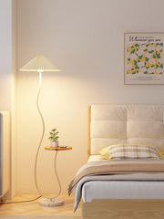 Curvatura Floor Lamp