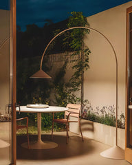 Arc Out Floor Lamp