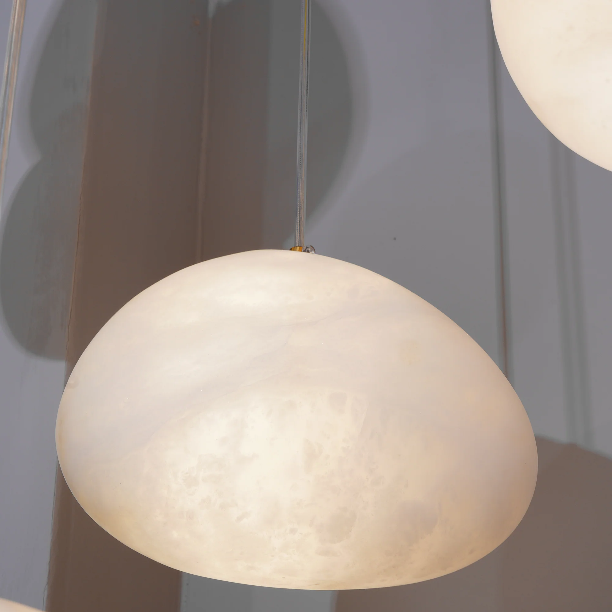 Pebbles Alabaster Pendant Lamp