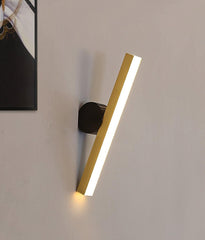 Cale Wall Lamp