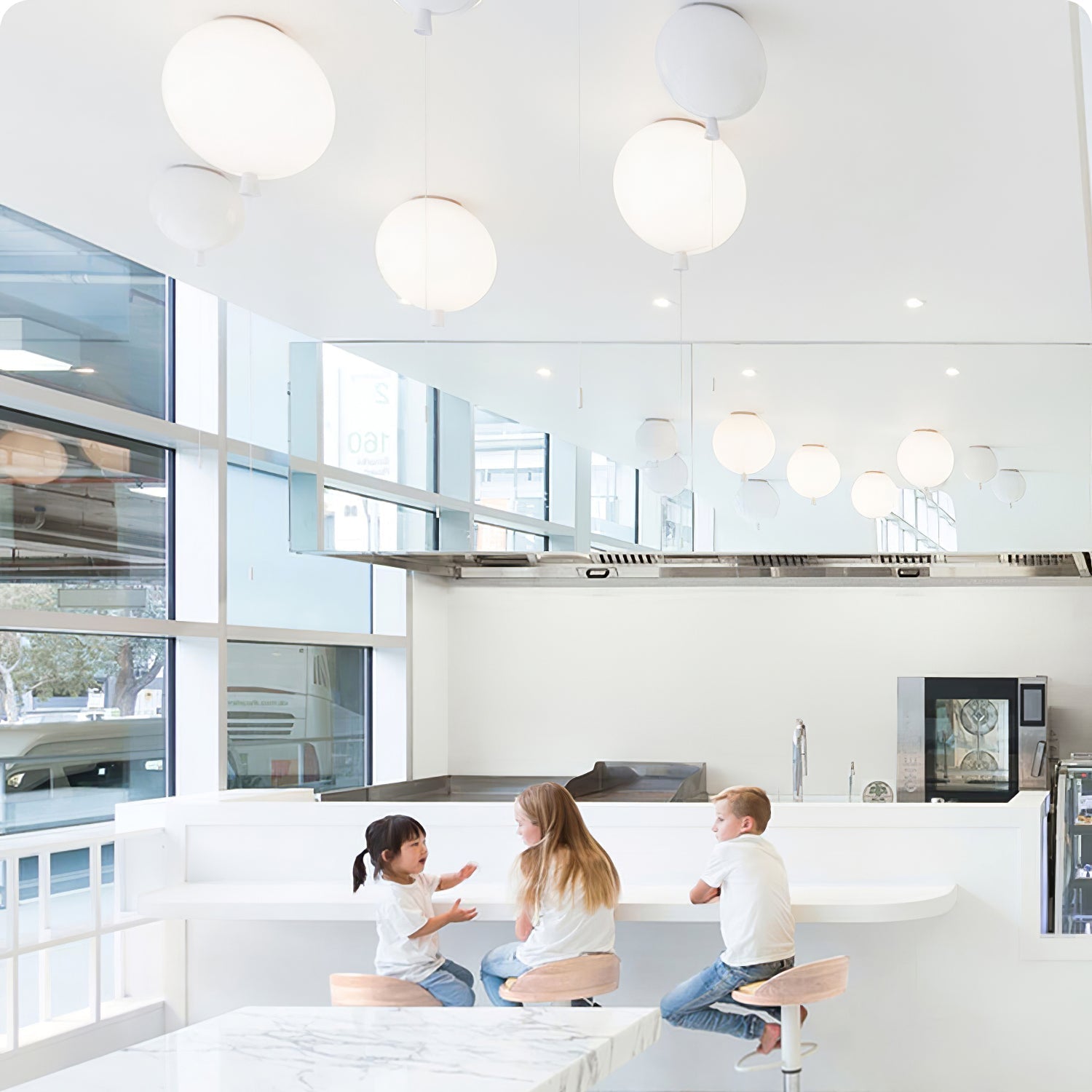 Balloon Dream Pendant Light