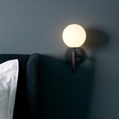 Miira Wall Light
