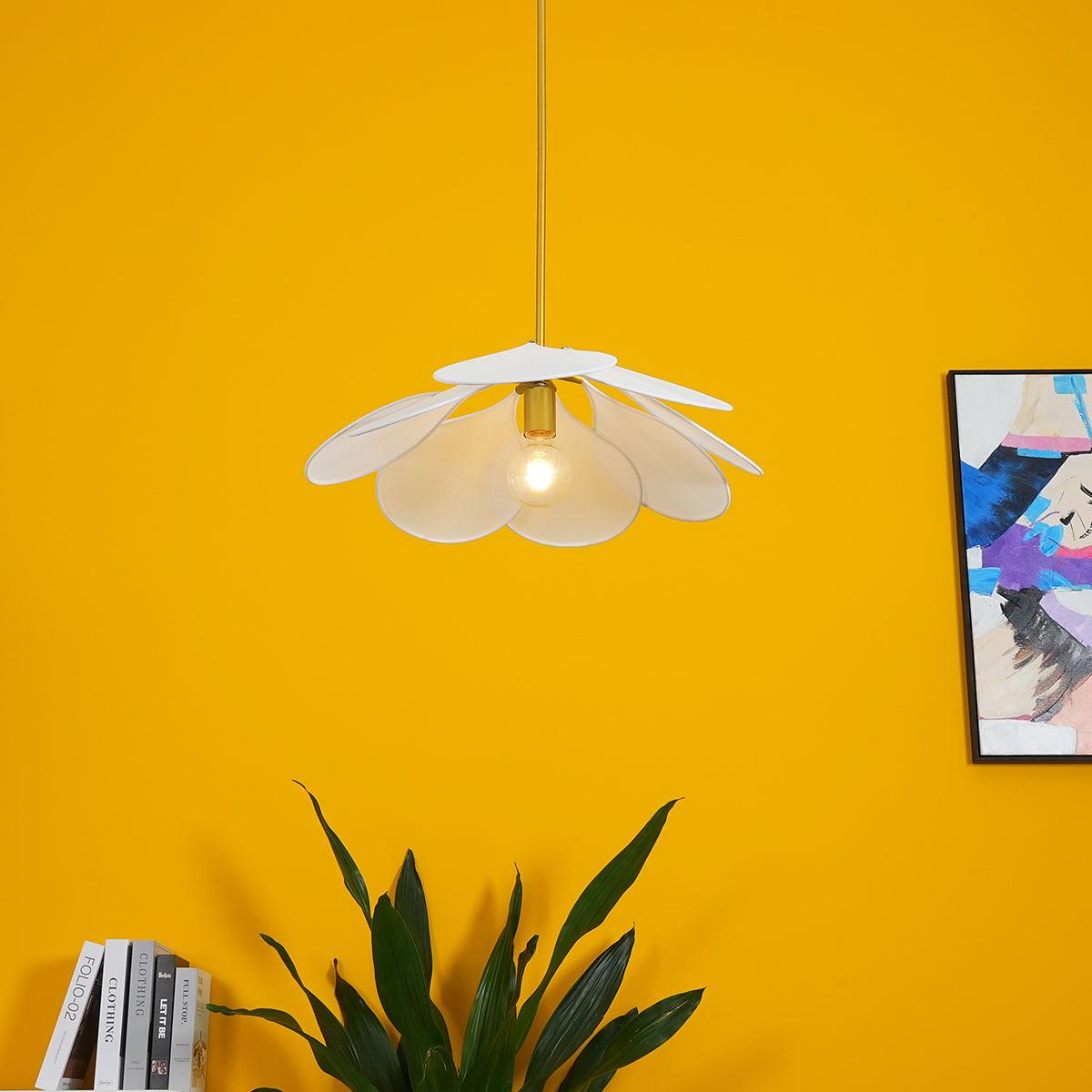 Precieuse Petals Pendant Lamp